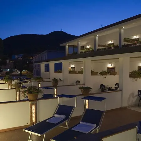 Hotel Ristorante Cavaliere Scario Exterior photo